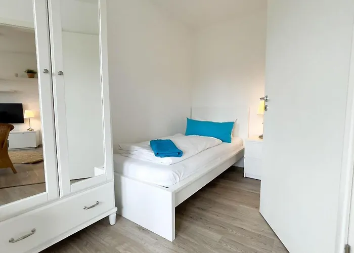 Апартаменты Strandhaus-nordseebrandung-fewo-a2-3 *
